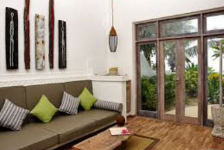 Aiyana lounge